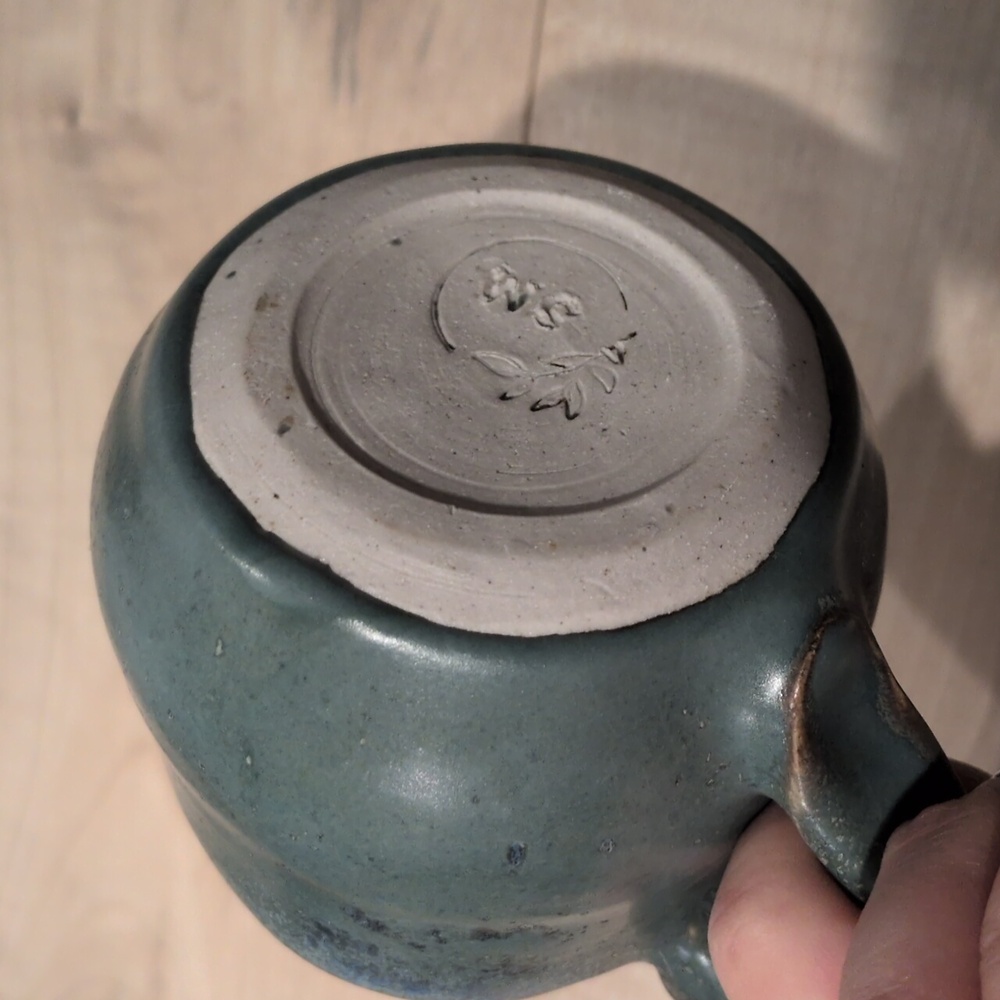 Small Handmade Pottery Mug - Picture 4 of 6